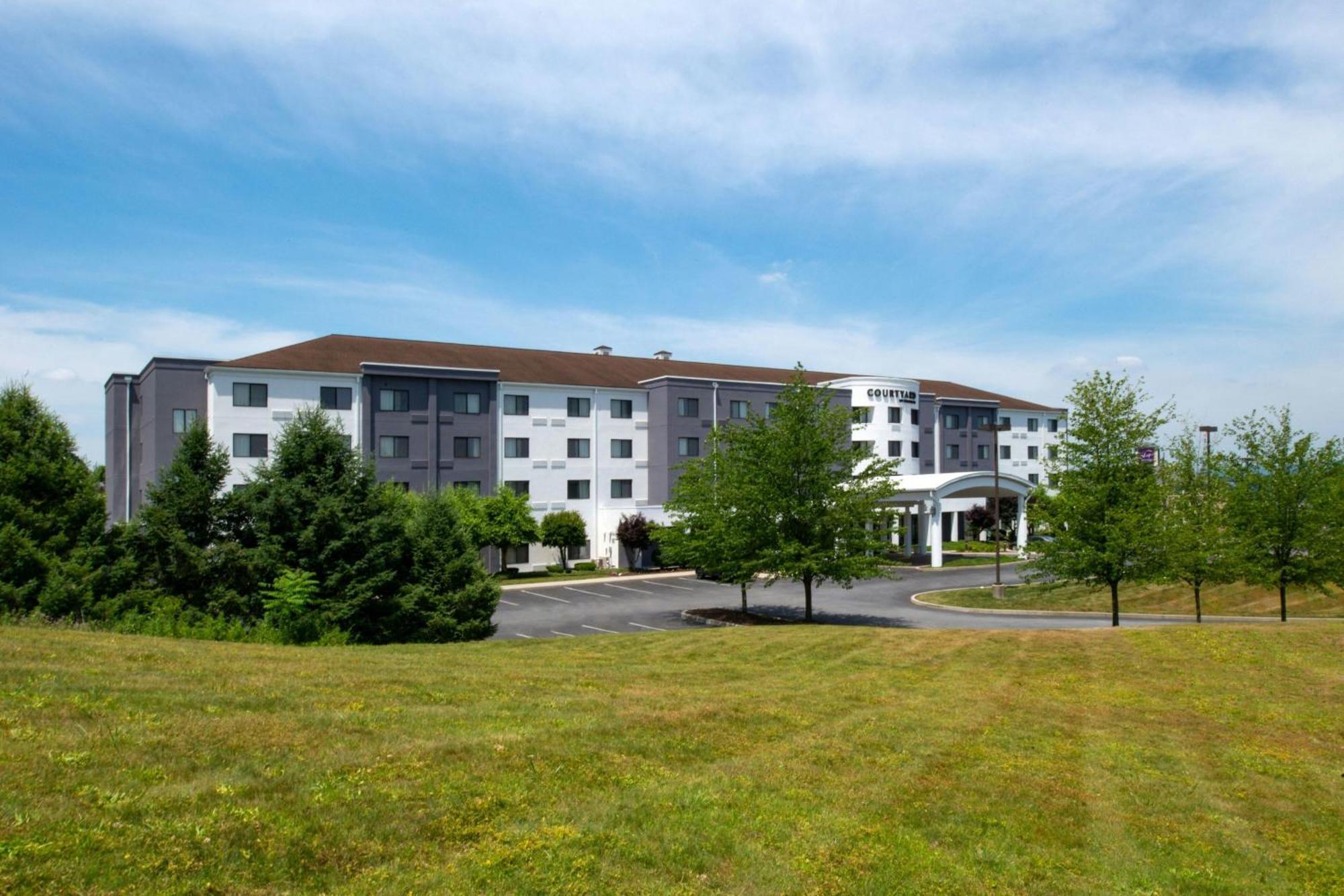 Courtyard By Marriott Harrisburg Hershey Exteriör bild