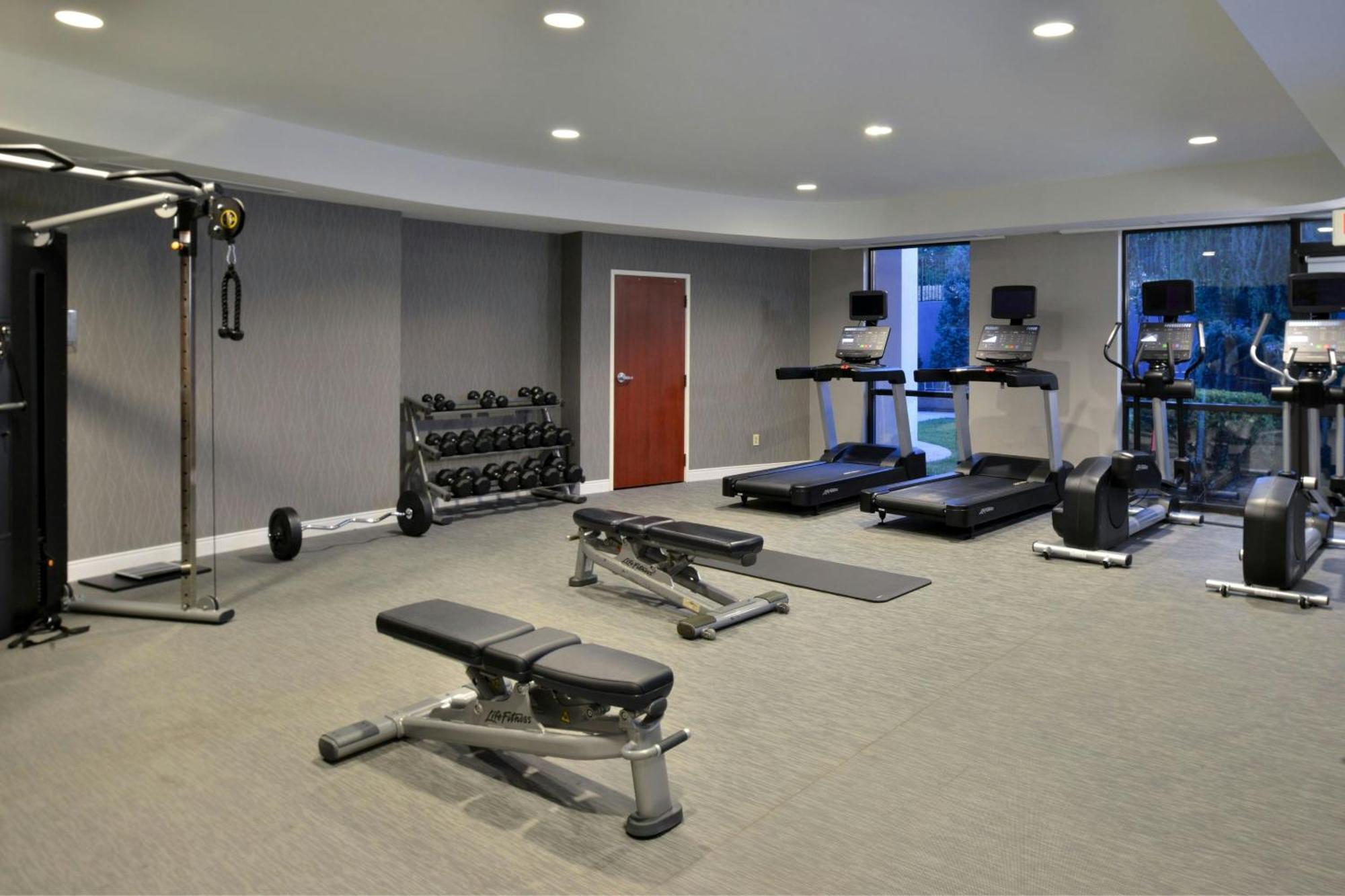 Courtyard By Marriott Harrisburg Hershey Exteriör bild